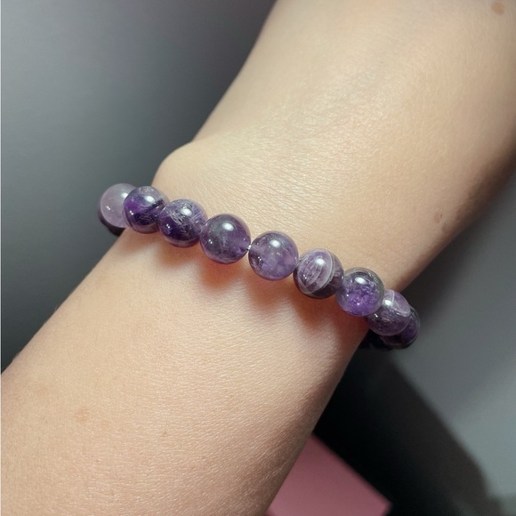 Natural Stone Amethyst Crystal Healing Bracelets 8mm - Picture 2 of 3